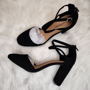 Sexy Black Heels/Pumps Size 11